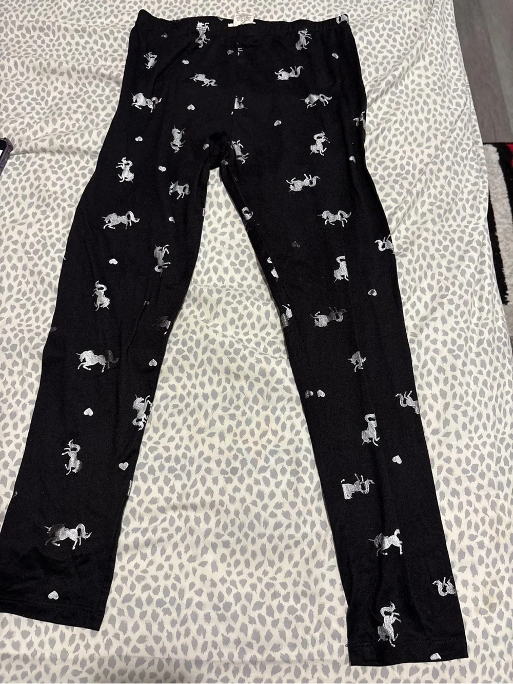 Girls' Black Unicorn Print Leggings with Silver Accents